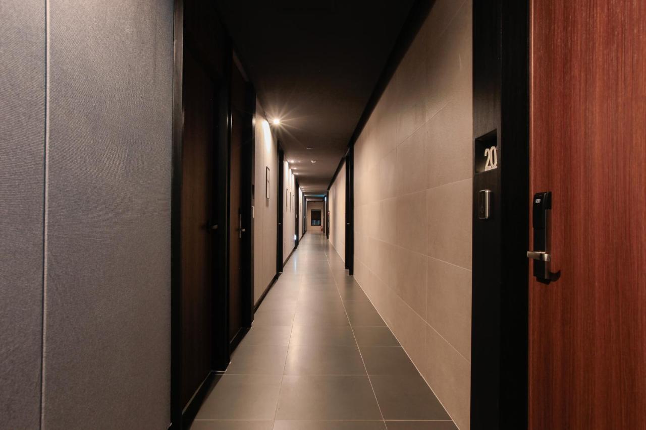 Brown-Dot Hotel Yangjeong Пусан Екстериор снимка