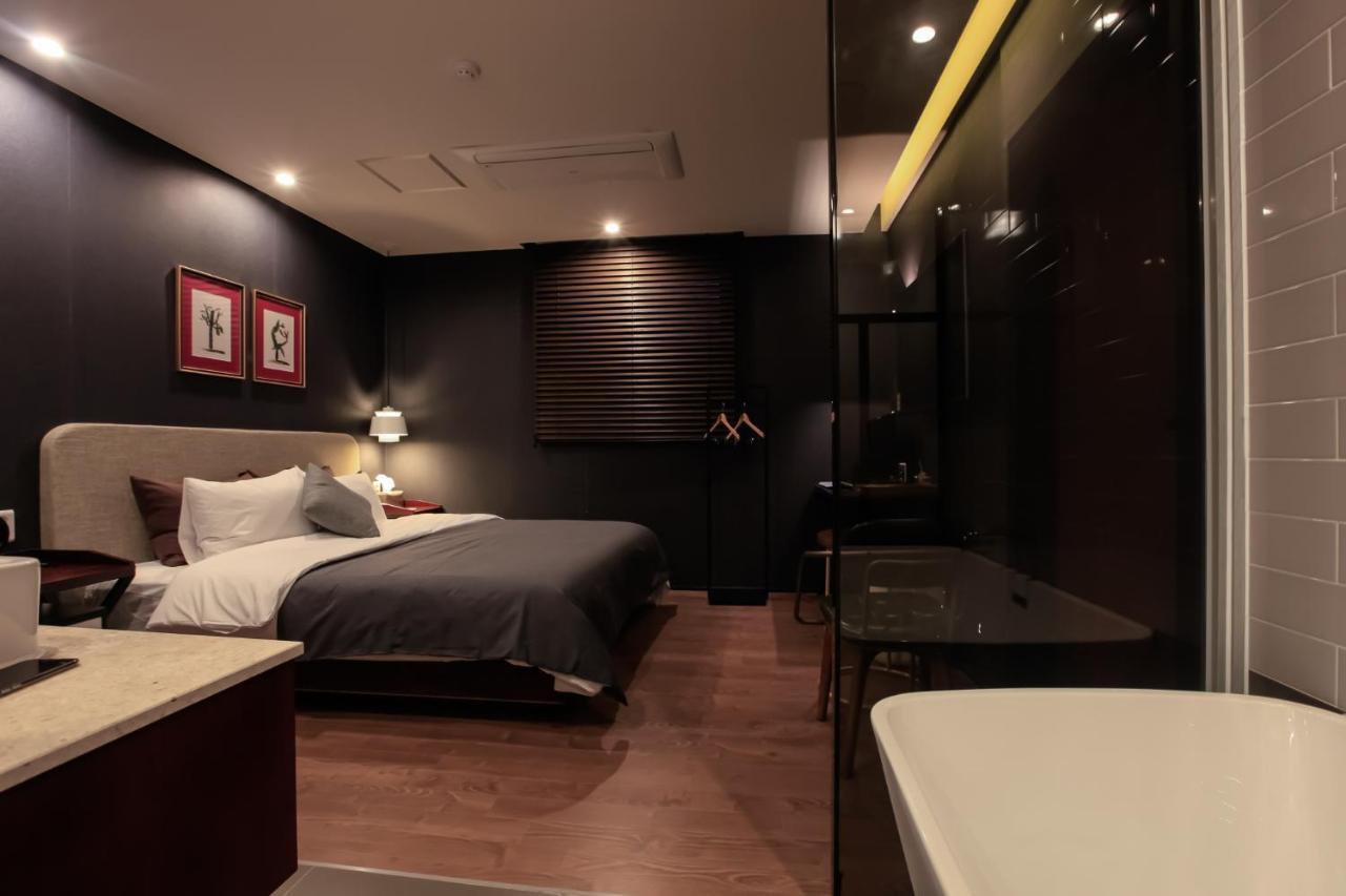 Brown-Dot Hotel Yangjeong Пусан Екстериор снимка
