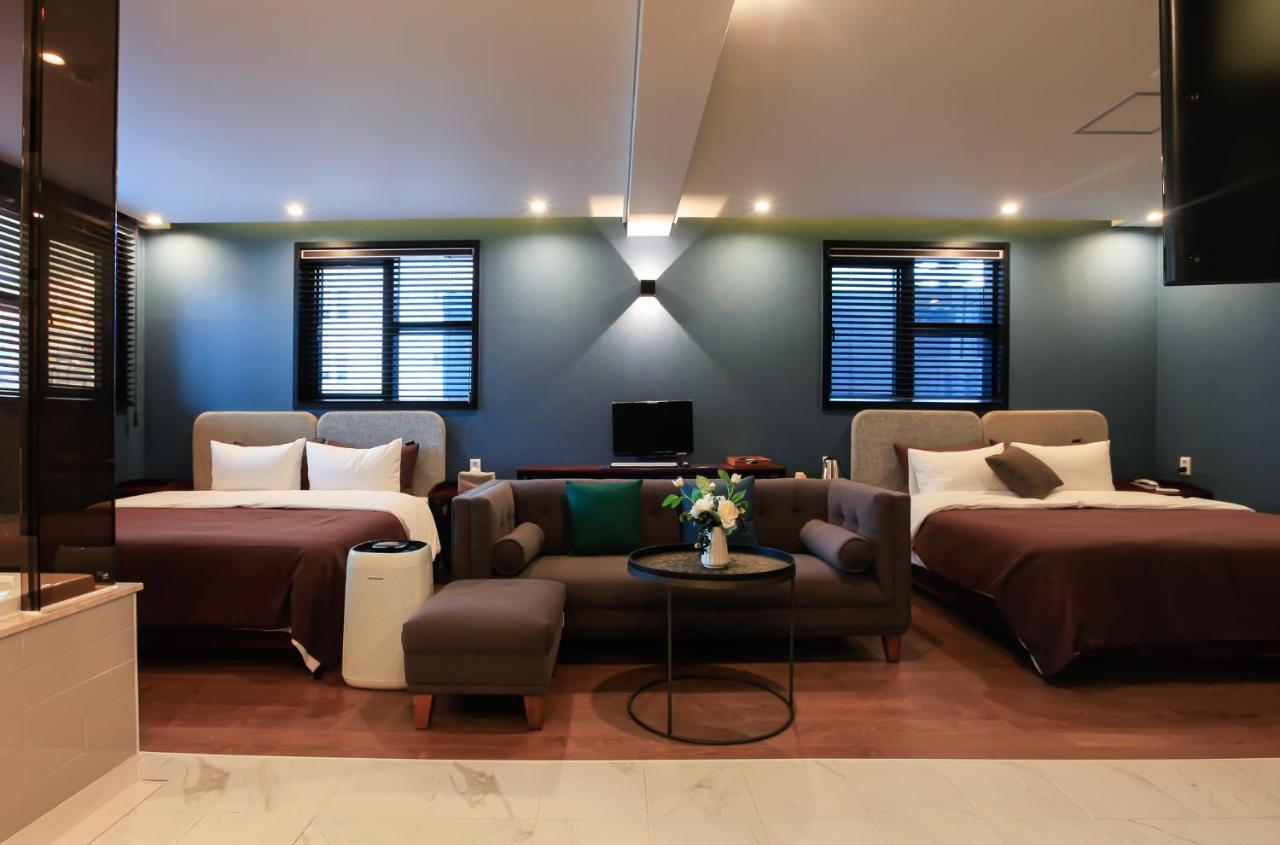 Brown-Dot Hotel Yangjeong Пусан Екстериор снимка